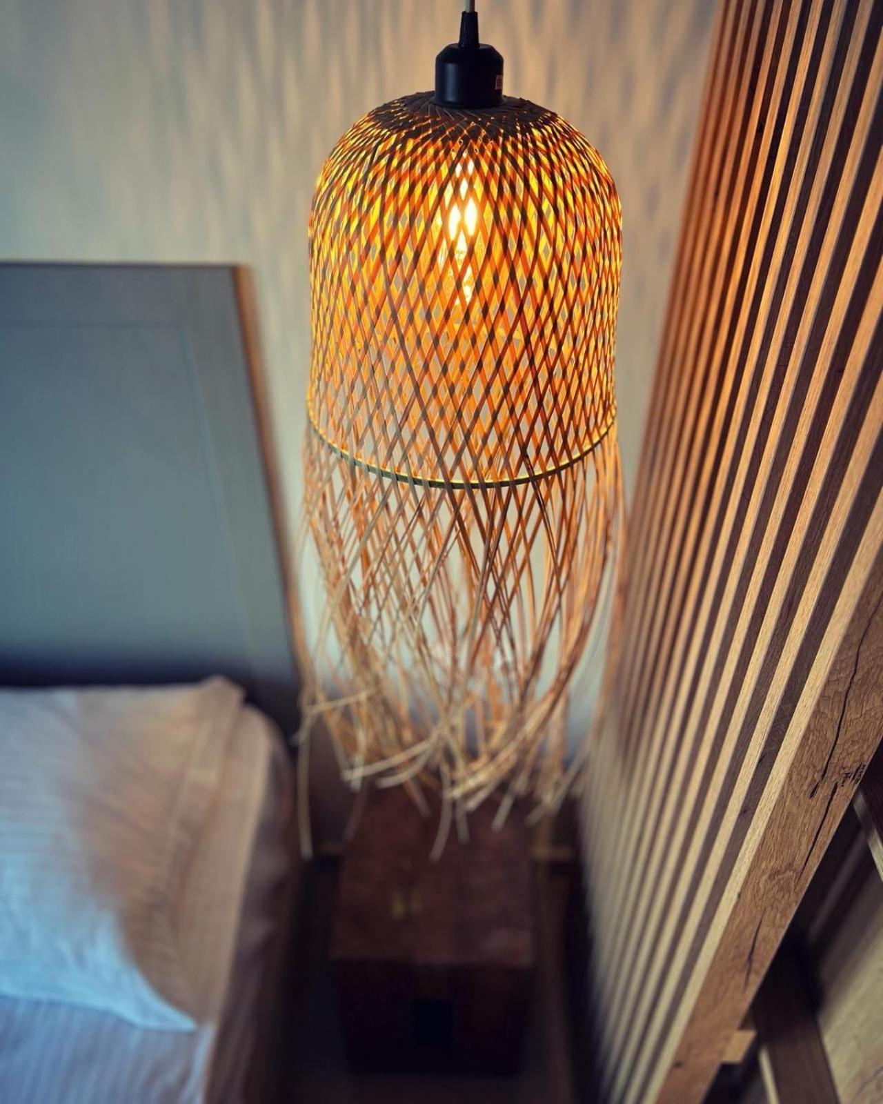 Luxurious Wooden Detail Flat In City Center Chalkida Ngoại thất bức ảnh