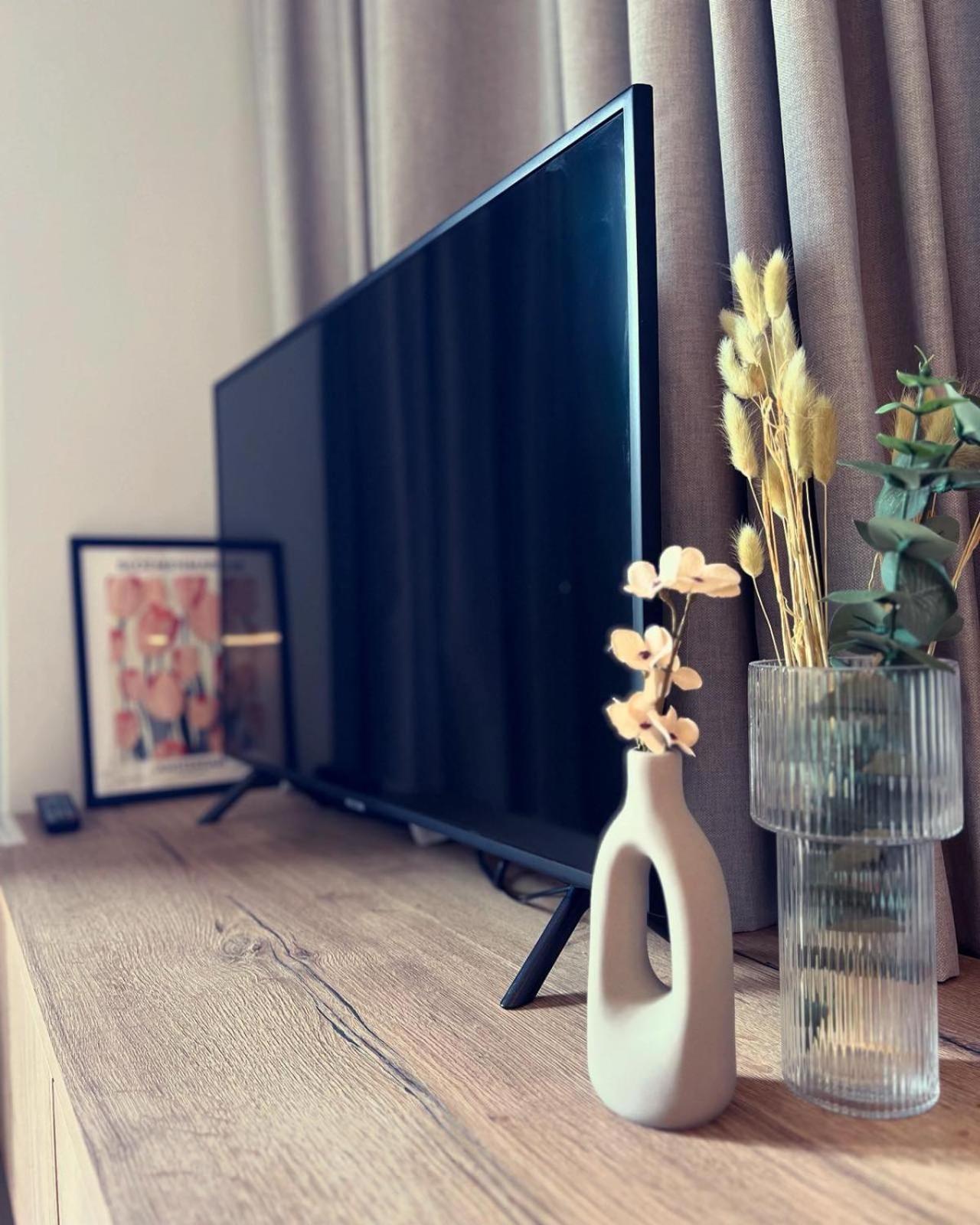 Luxurious Wooden Detail Flat In City Center Chalkida Ngoại thất bức ảnh